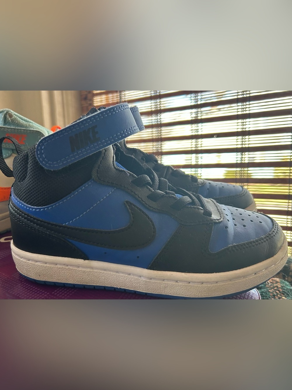 Nike Kids Black and blue  White high Top Sneakers